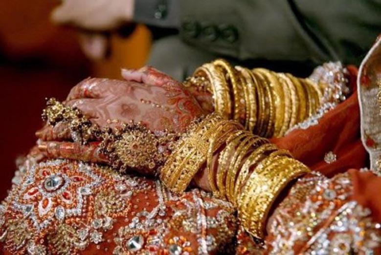 traditional mehndi deisgns for bridal