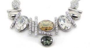 Stylish jewelry collection by Glitz Tresors