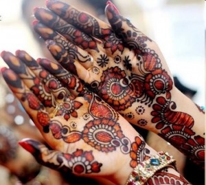 Beautiful Eid hand Mehndi Designs 2012