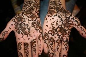 Beautiful Eid-ul-fiter hand Mehndi Designs 2012