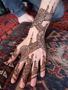 new Eid-ul-fiter hand Mehndi Designs 2012