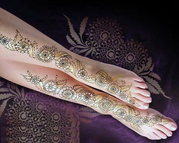 New Arabic Most Famous Mehndi Design For women 2013 1