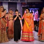 Kareena Kapoor Fashion Bridal Wear Designer Indian Dresses