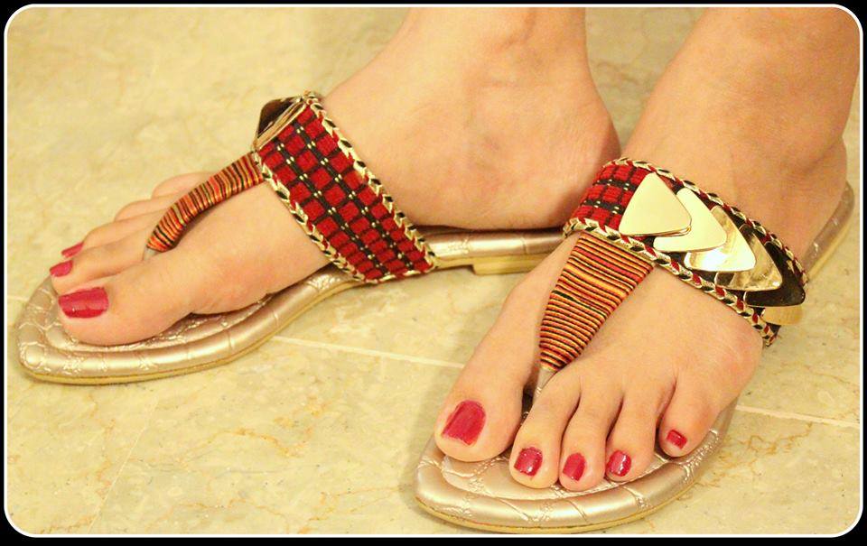 Triangles Eid ul Azha Shoes Design 2015 for Women (5)