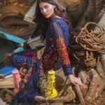 Mina Hasan Winter Volume 2 Collection 2016 By Shariq Textile (7)