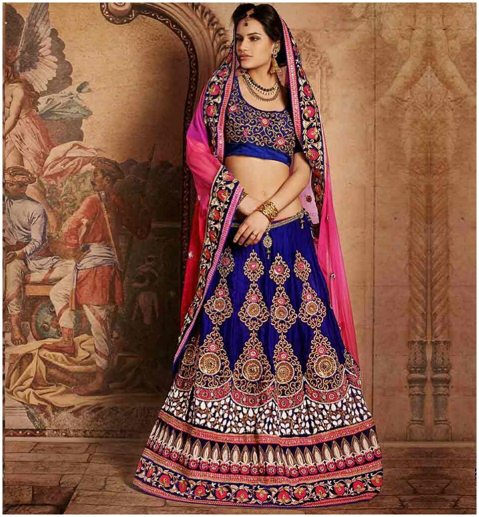 Stylish one wedding sarees Blouse