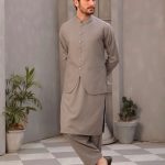 Ethnic Men’s Kurta with Accessories